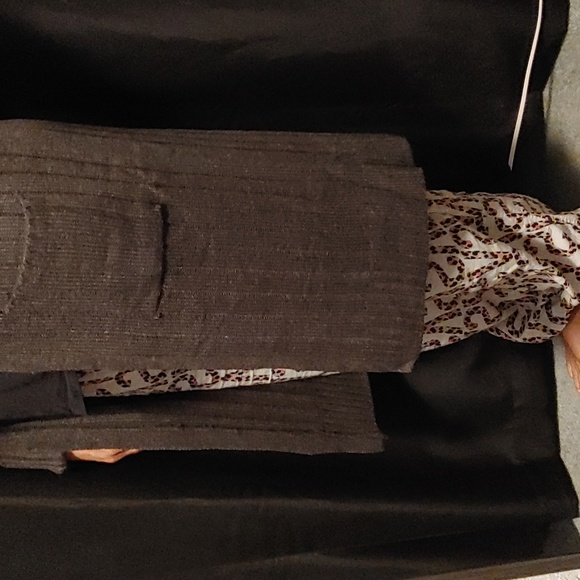 Long cardigan - Picture 7 of 9
